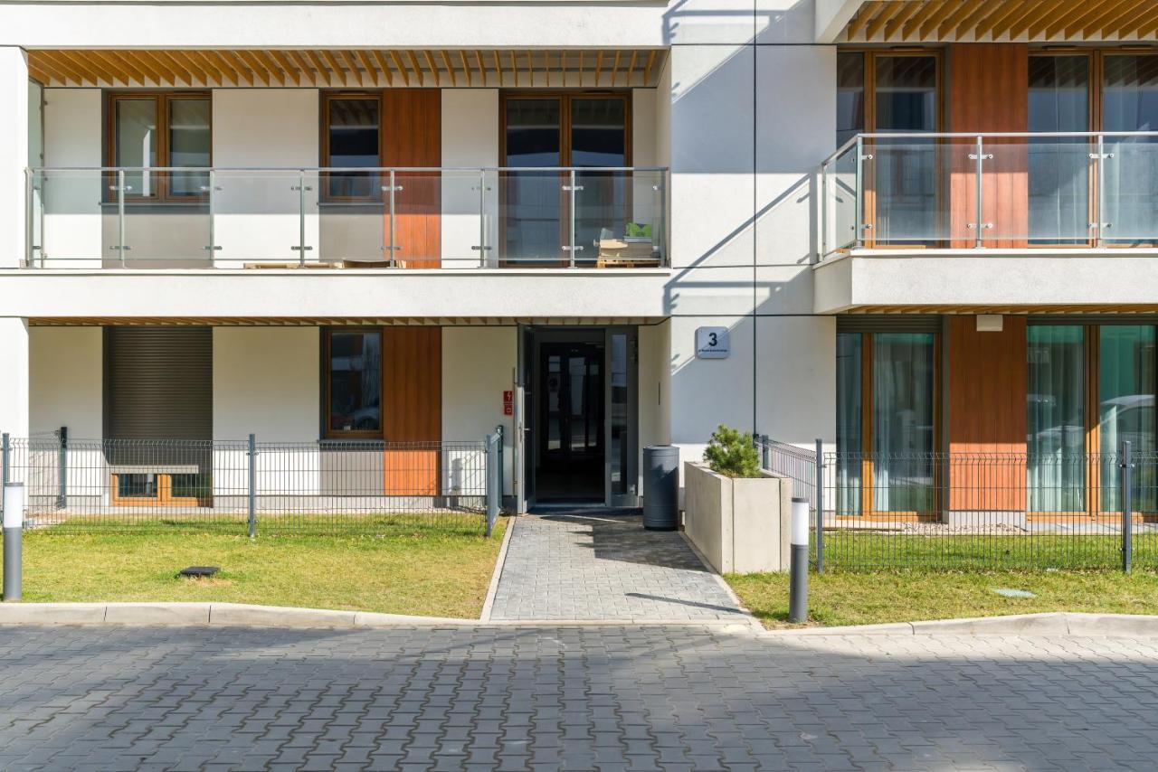 Premium Apartments Poznan Airport By Noclegi Renters Exterior foto